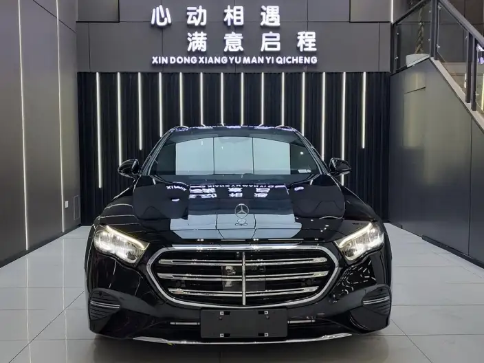 Mercedes-Benz E-Class 2024 Model E 300 L Fashion Model sedan – фото 2
