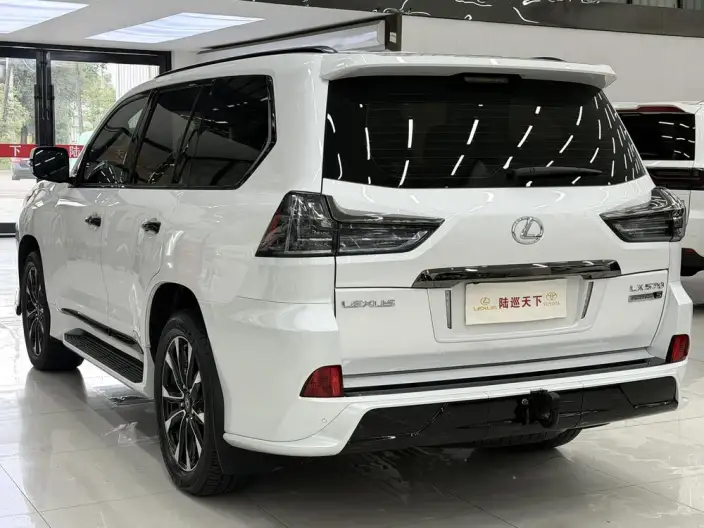 Lexus LX 2022 Model 5.7L Automatic 4WD 8 seat Parallel Imported