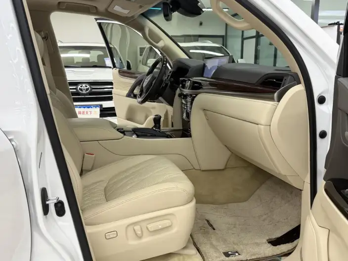 Lexus LX 2022 Model 5.7L Automatic 4WD 8 seat Parallel Imported – фото 10