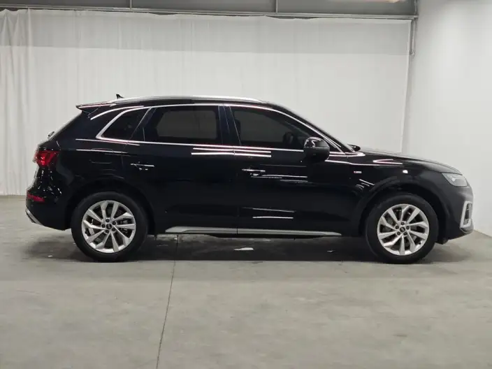 Audi Q5L 2022 Model Facelift 40T Luxury Dynamic Model – фото 8