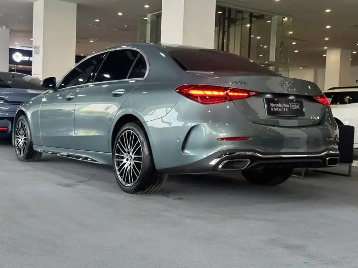 Mercedes-Benz C-Class 2026 Model C 260 L Sports sedan – фото 4