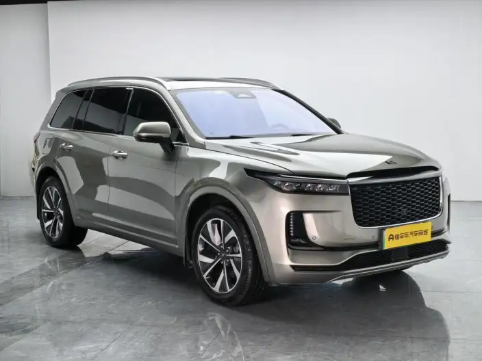 Li Auto ONE 2021 Model Extended Range 6 seat Edition – фото 3