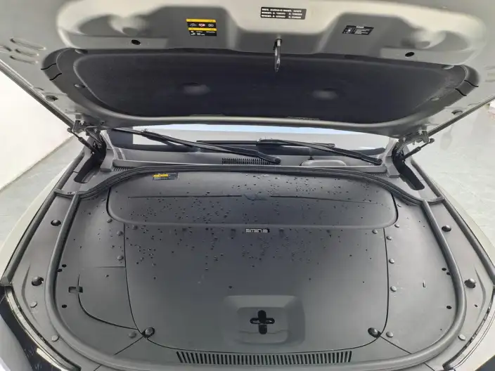 Li Auto ONE 2021 Model Extended Range 6 seat Edition – фото 10