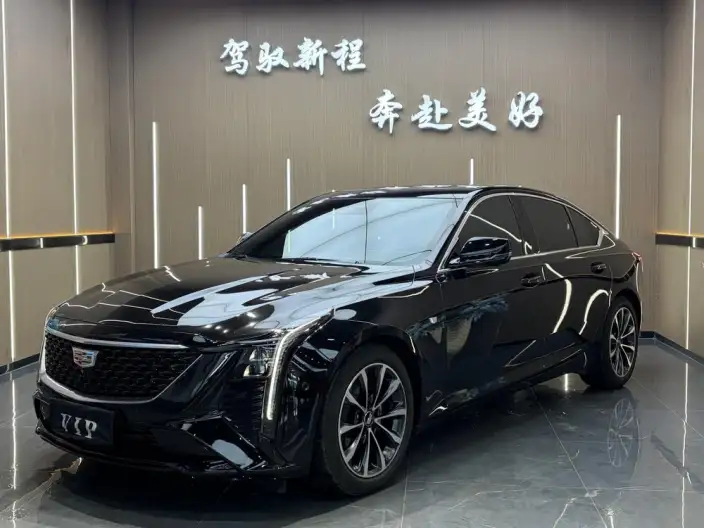 Cadillac CT5 2025 Model 28T Lincoln Town Sports Edition
