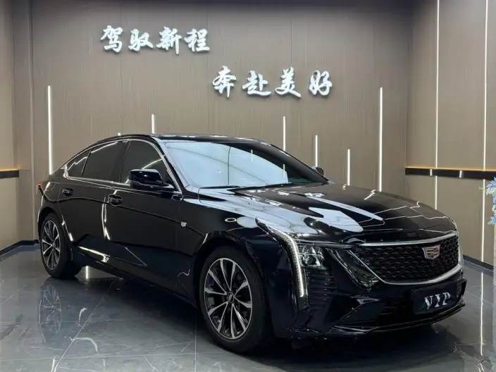 Cadillac CT5 2025 Model 28T Lincoln Town Sports Edition