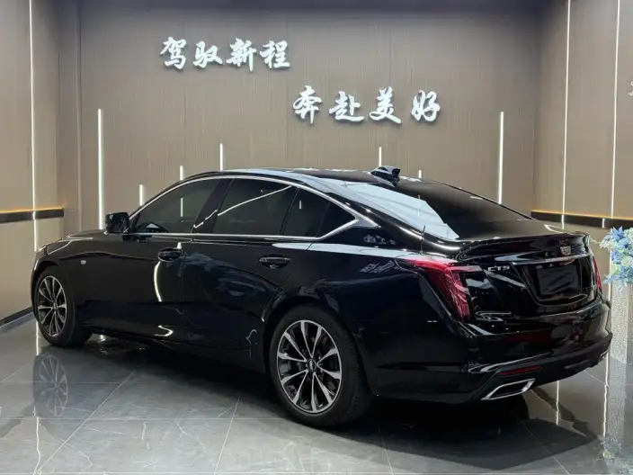 Cadillac CT5 2025 Model 28T Lincoln Town Sports Edition
