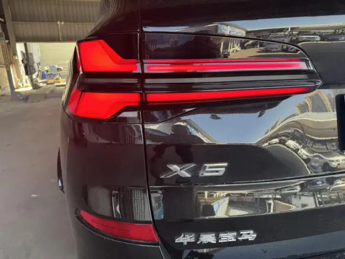 BMW X5 2023 Model xDrive30Li M Sports Set – фото 7