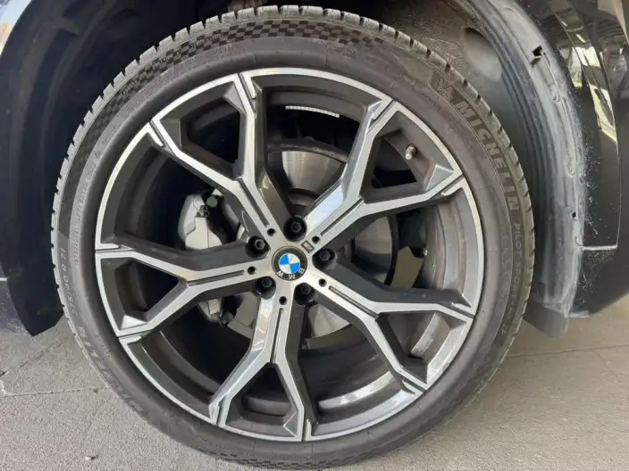 BMW X5 2023 Model xDrive30Li M Sports Set – фото 9