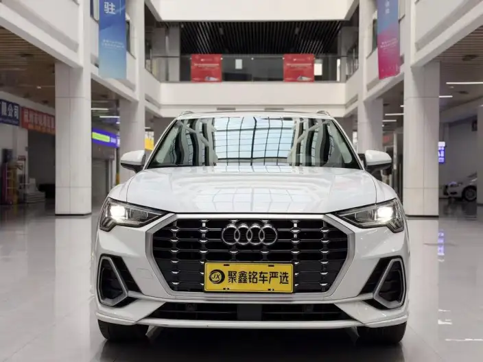 AUDI Q3 2022 Model 35 TFSI Fashion Dynamic Model