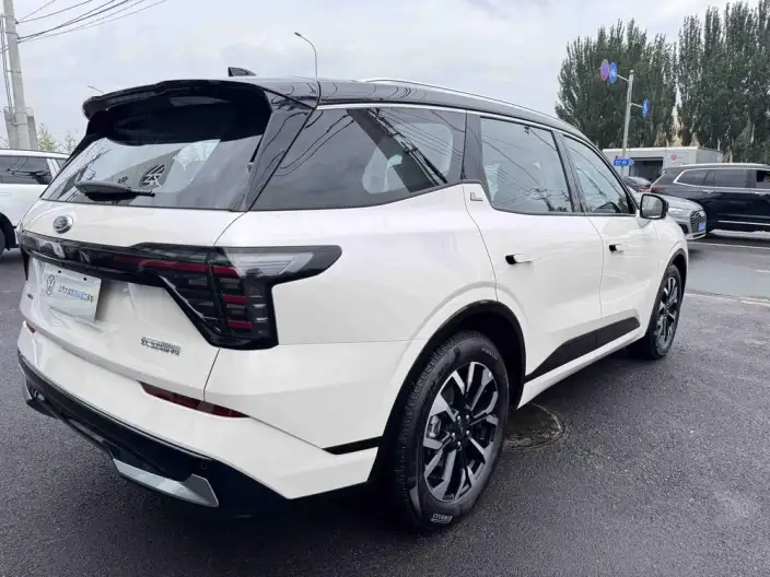 Ford Edge 2026 Model Ford Edge L 2.0T EcoBoost 4WD VII seat Supreme Model – фото 6