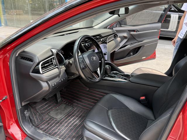Toyota Camry Модель 2019 года 2.5S Fengshang Edition Country VI – фото 4
