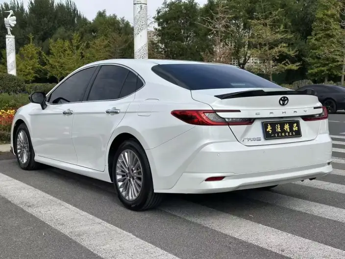 Toyota Camry 2026 Model 2.0GVP Deluxe Edition – фото 4