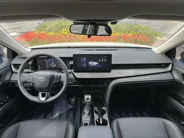 Toyota Camry 2026 Model 2.0GVP Deluxe Edition – фото 9
