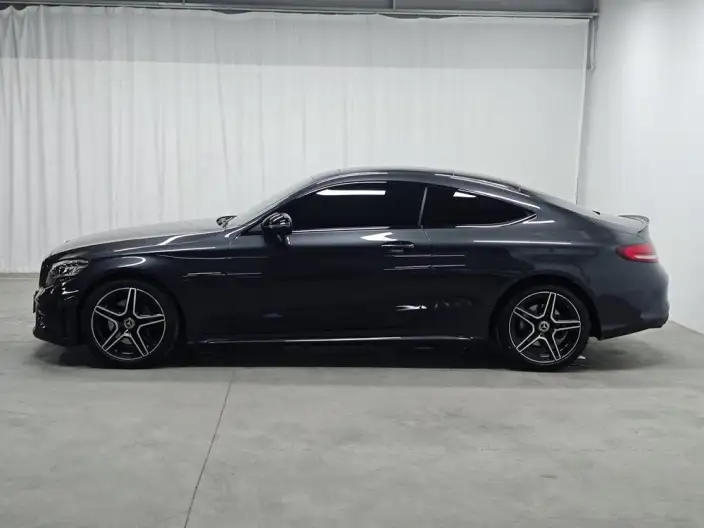 Mercedes-Benz C-Class Imported 2022 Model Facelift C 260 Coupe – фото 4