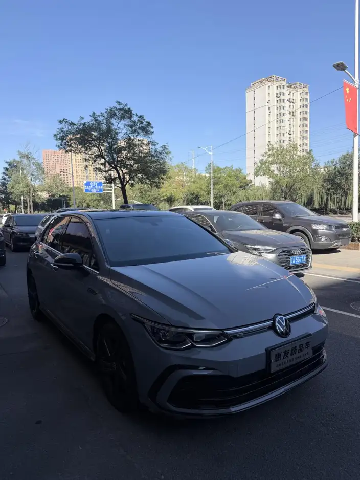 Volkswagen Golf 2023 Model Facelift 280TSI DSG R-Line Lite – фото 3