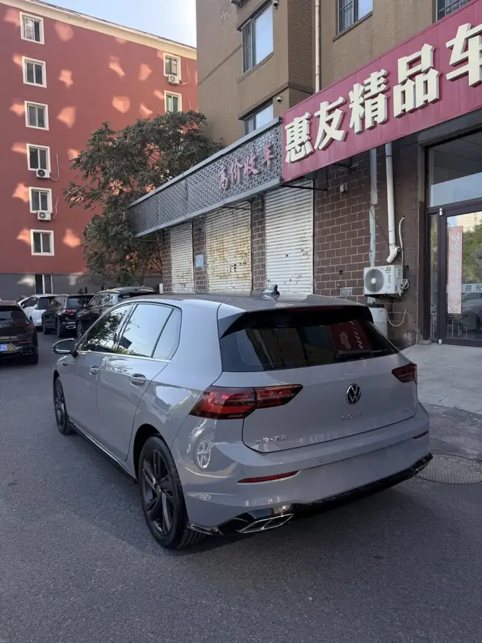 Volkswagen Golf 2023 Model Facelift 280TSI DSG R-Line Lite – фото 4