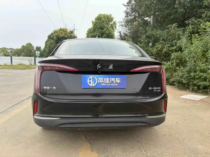 Hongqi E-QM5 2023 Model 560KM PLUS Edition 140kW – фото 5