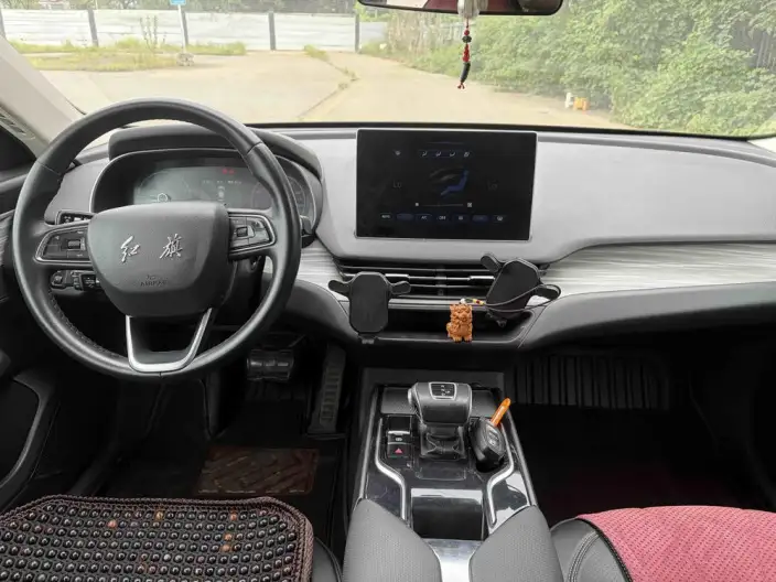 Hongqi E-QM5 2023 Model 560KM PLUS Edition 140kW – фото 8