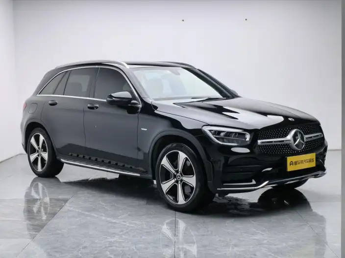 Mercedes-Benz GLC 2022 Model Facelift GLC 300 L 4MATIC Dynamic Model Collector Edition – фото 3