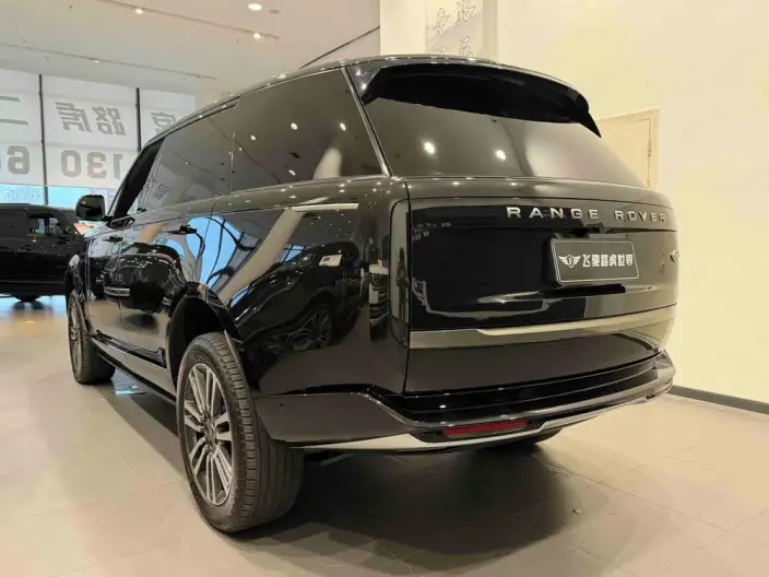 Range Rover 2024 Model 3.0 L6 400PS Shengshi Extended Edition