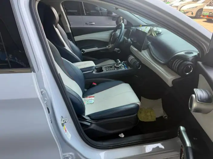 BYD Yuan PLUS 2022 Model 510KM Flagship Model – фото 4
