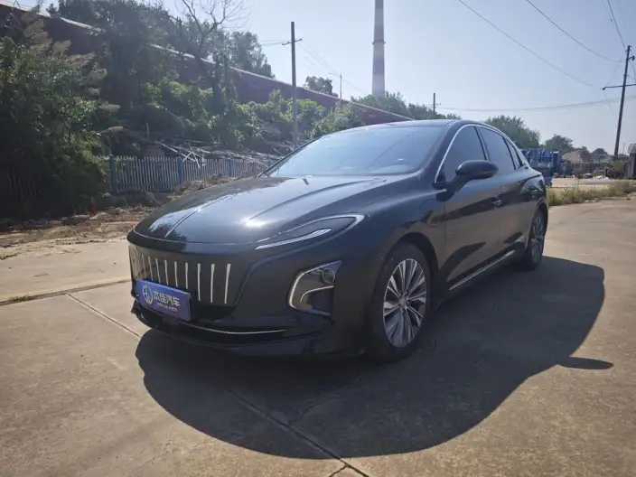 Hongqi E-QM5 2024 Model 610KM PLUS Edition 100kW