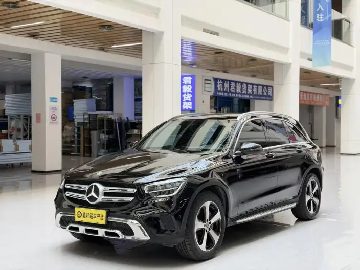 Mercedes-Benz GLC 2022 Model GLC 260 L 4MATIC Dynamic Model – фото 1