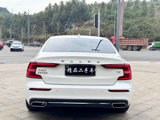 Volvo S60 2021 T4 Smart Enjoy Luxury – фото 5