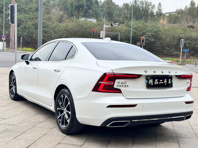 Volvo S60 2021 T4 Smart Enjoy Luxury – фото 6