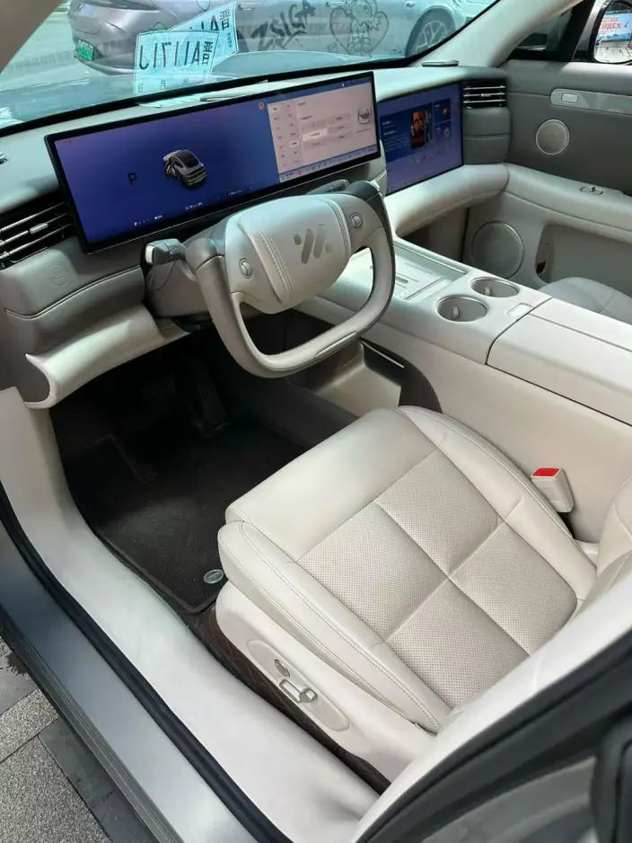IM LS6 2026 Model EV Max – фото 8