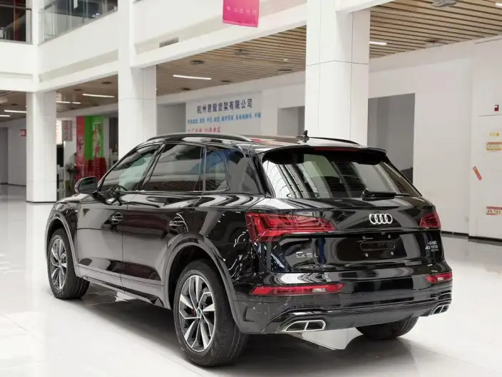 Audi Q5L 2024 Model 40TFSI Luxury Dynamic Model – фото 5