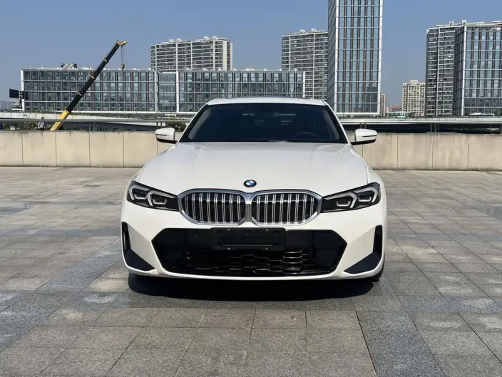 BMW 3 Series 2023 Model 320Li M Sports Set – фото 2