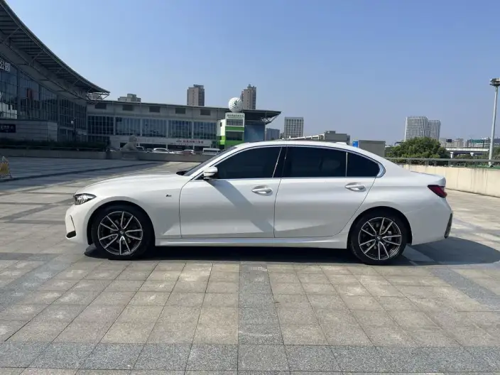 BMW 3 Series 2023 Model 320Li M Sports Set – фото 3