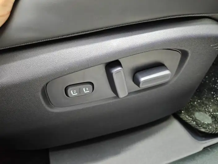 Leapmotor C16 2024 Model EV Edition 580 Exclusive Edition – фото 8
