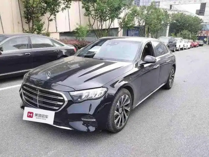 Mercedes-Benz E-Class 2025 Model E 300 L Luxury Model sedan – фото 1