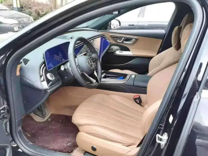 Mercedes-Benz E-Class 2025 Model E 300 L Luxury Model sedan – фото 7