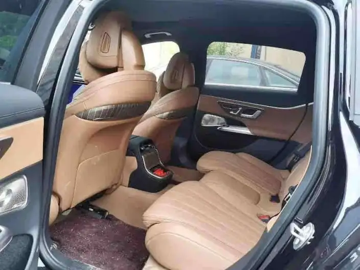 Mercedes-Benz E-Class 2025 Model E 300 L Luxury Model sedan – фото 8
