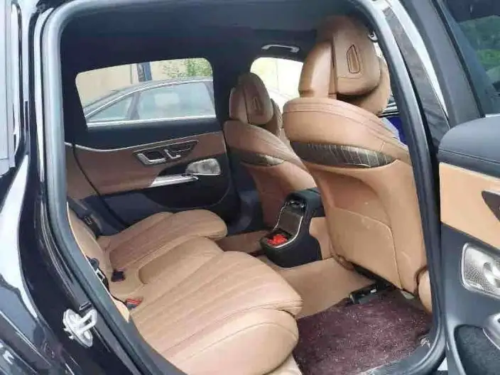 Mercedes-Benz E-Class 2025 Model E 300 L Luxury Model sedan – фото 9