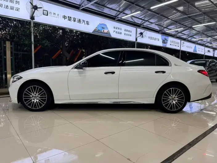 Mercedes-Benz C-Class 2025 Model Facelift C 260 L Sports Edition – фото 3