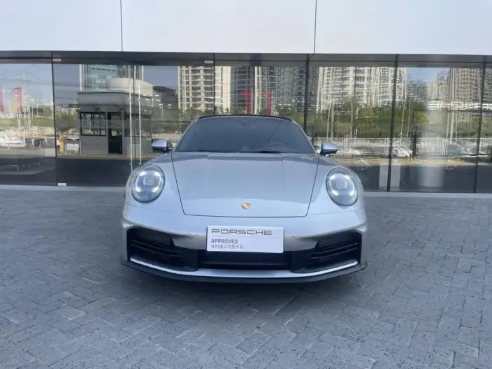 PORSCHE 911 2025 Model Carrera 3.0T