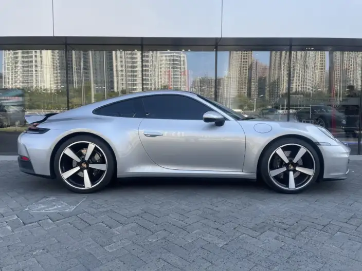 PORSCHE 911 2025 Model Carrera 3.0T – фото 7