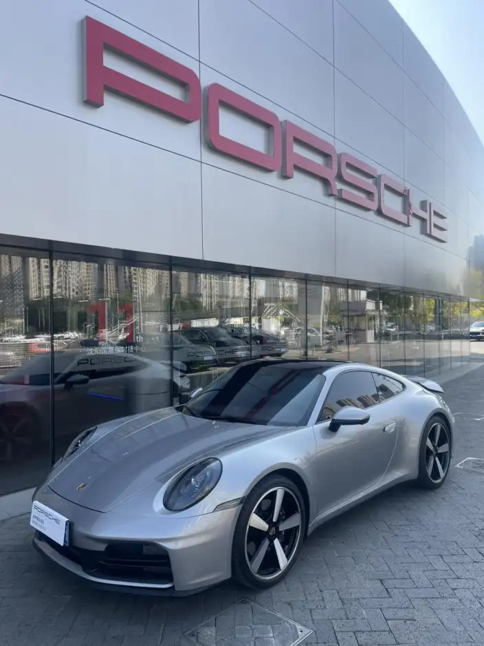 PORSCHE 911 2025 Model Carrera 3.0T – фото 8