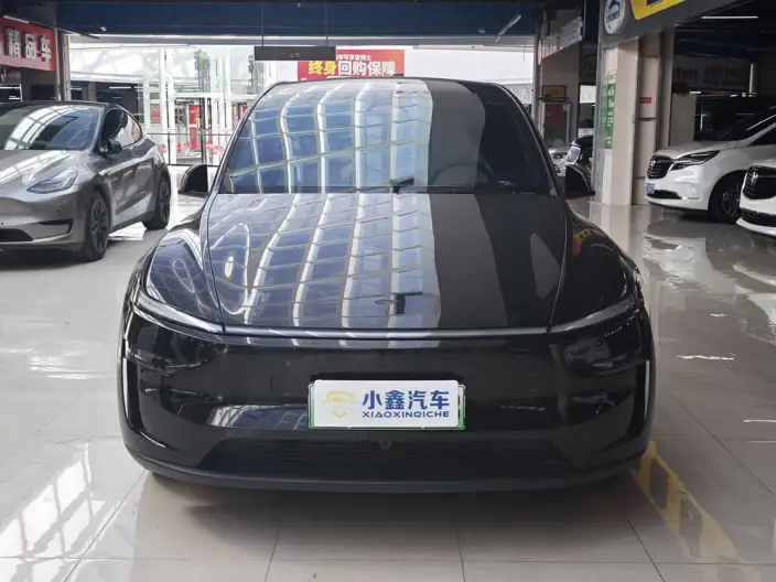 Model Y L 2026 Model Standard Edition – фото 2