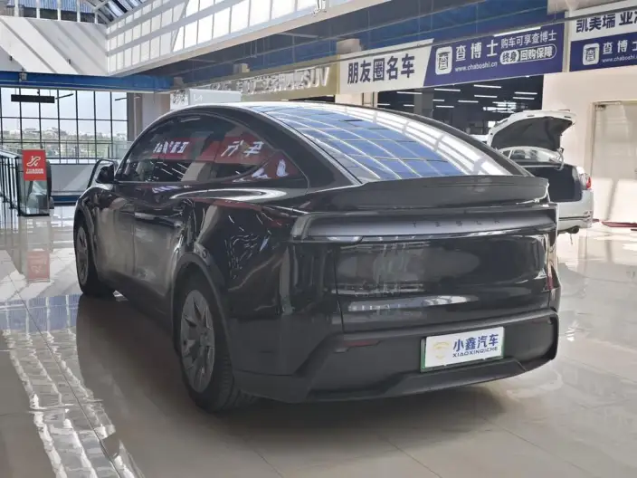 Model Y L 2026 Model Standard Edition – фото 4