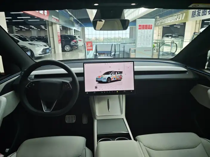 Model Y L 2026 Model Standard Edition – фото 7