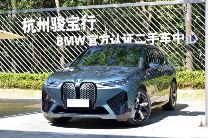 BMW iX 2022 Model xDrive40 – фото 1
