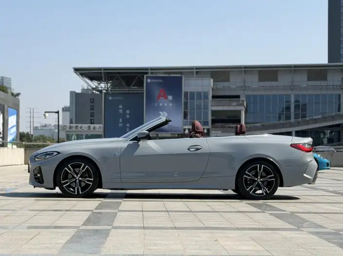 BMW 4 Series 2023 Model 425i Convertible M Sports Set – фото 4