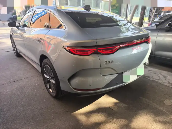 QinL EV 2025 Model 470KM Leading Model – фото 4