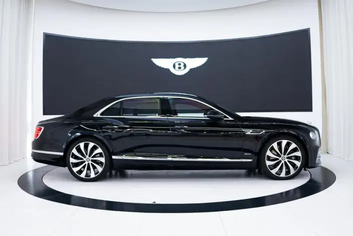 Continental Flying Spur 2023 Model 4.0T V8 Yadu Edition – фото 6