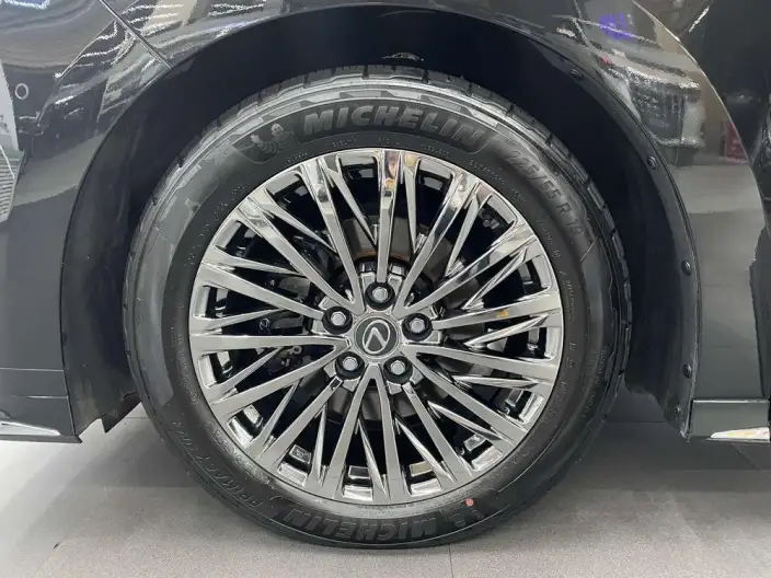 Lexus LM 2023 Model 500h DIRECT4 VI seat Respect Edition – фото 9